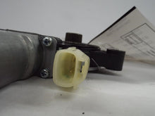 Load image into Gallery viewer, Power Window Motor Kia Soul 2015 - MRK459249
