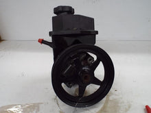Load image into Gallery viewer, Power Steering Pump Chevrolet Impala 2009 - MRK459418
