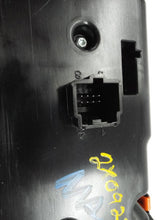 Load image into Gallery viewer, Temperature Controls Jeep Cherokee 2014 - MRK459504
