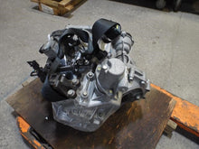 Load image into Gallery viewer, Transmission Hyundai Veloster 2012 - MRK459544
