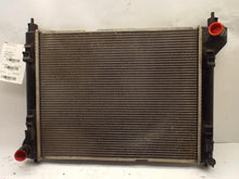 Load image into Gallery viewer, RADIATOR Nissan Sentra 13 14 15 16 17 18 19 AT - MRK459672

