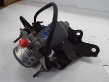 Load image into Gallery viewer, VACUUM PUMP 300 Town &amp; Country Caravan Challenger Durango 11-15 - MRK459676

