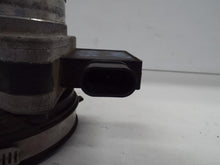 Load image into Gallery viewer, Mass Air Flow Sensor Meter MAF Escalade 1500 Pickup 2500 Pickup 94-04 - MRK459724
