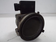 Load image into Gallery viewer, Mass Air Flow Sensor Meter MAF Escalade 1500 Pickup 2500 Pickup 94-04 - MRK459724
