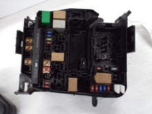 Load image into Gallery viewer, Fuse Box Kia Forte 2018 - MRK459919
