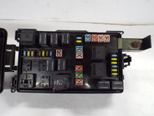 Load image into Gallery viewer, FUSE BOX 300 300C Charger Magnum 2006 06 2007 07 - MRK460012
