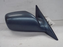 Load image into Gallery viewer, SIDE VIEW MIRROR Toyota Camry 02 03 04 05 06 Right - MRK460048
