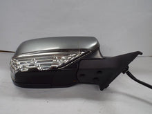 Load image into Gallery viewer, SIDE VIEW MIRROR Forester 2004 04 05 06 07 08 Right - MRK460292
