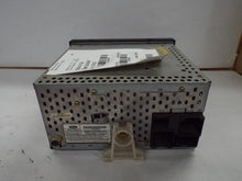Load image into Gallery viewer, Radio  FORD F350SD PICKUP 2001 - MRK460589

