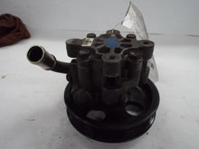 Load image into Gallery viewer, Power Steering Pump  TOWN &amp; COUNTRY 2005 - MRK460673
