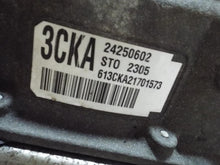 Load image into Gallery viewer, [INVENTORYCAR_YEAR_MAKE_MODEL] TRANSMISSION 4X4 - MRK460759
