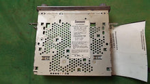 Load image into Gallery viewer, Radio Honda S2000 2002 02 2003 03 AM FM CD - MM481273
