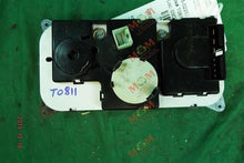 Load image into Gallery viewer, Temperature Controls Jeep Liberty 2002 - MM559318
