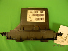 Load image into Gallery viewer, TEMPERATURE CONTROLS Cadillac DTS 07 08 09 10 11 - MM674246
