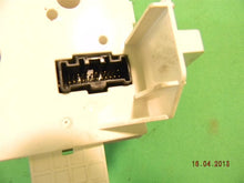Load image into Gallery viewer, TEMPERATURE CONTROLS Mazda 5 2006 06 2007 07 - MM676265
