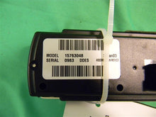 Load image into Gallery viewer, FRONT TEMPERATURE CONTROLS Escalade Escalade ESV Suburban 1500 03-06 - MM676590
