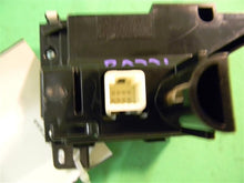 Load image into Gallery viewer, TEMPERATURE CONTROLS Toyota Venza 09 10 11 12 - MM689239
