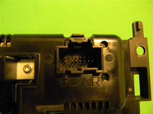 Load image into Gallery viewer, TEMPERATURE CONTROLS Chevrolet HHR 07 08 09 10 11 - MM691606

