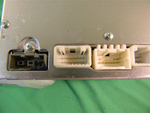 Load image into Gallery viewer, CD PLAYER RADIO Nissan NV200 Versa 10 11 12 13 14 15 - MM694274
