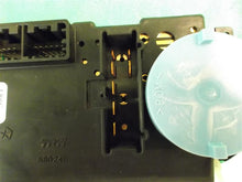 Load image into Gallery viewer, TEMPERATURE CONTROLS 300 300C Charger Magnum 05 06 07 - MM697332
