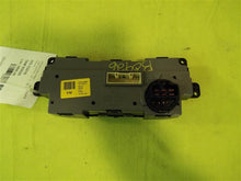 Load image into Gallery viewer, TEMPERATURE CONTROLS Hyundai Sonata 2011 11 - MM734016
