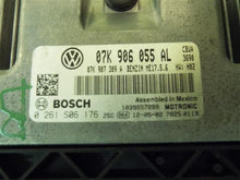 Load image into Gallery viewer, ECU ECM COMPUTER Passat 2012 12 2.5L Auto - MM748550
