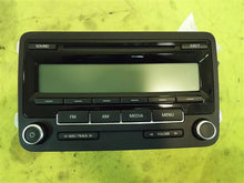 Load image into Gallery viewer, Radio Jetta 2011 11 2012 12 2013 13 AM FM CD - MM782393
