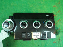 Load image into Gallery viewer, Temperature Controls Toyota Sequoia 2010 - MM804559
