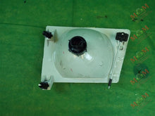 Load image into Gallery viewer, HEADLIGHT LAMP ASSEMBLY E150 Van E250 Van E350 E350 Van 92-96 Right - MM810916
