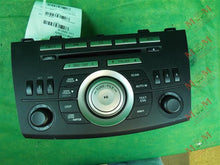 Load image into Gallery viewer, RADIO Mazda 3 2010 10 - MM823485
