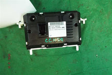 Load image into Gallery viewer, RADIO DISPLAY Ford Fiesta 2013 13 - MM832171
