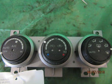 Load image into Gallery viewer, TEMPERATURE CONTROLS Nissan Rogue 11 12 13 14 15 - MM842977
