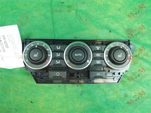 Load image into Gallery viewer, FRONT TEMPERATURE CONTROLS Land Rover LR2 1960-2011 - MM843998
