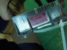 Load image into Gallery viewer, Air Bag computer Mazda 6 2005 05 - MM859134

