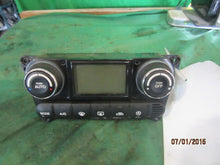 Load image into Gallery viewer, Temperature Controls Hyundai Tiburon 2008 - MM862915
