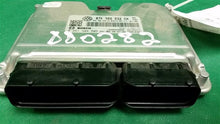 Load image into Gallery viewer, ECU ECM COMPUTER Volkswagen Beetle 2009 09 2010 10 - MM863236

