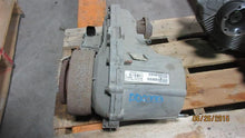 Load image into Gallery viewer, TRANSFER CASE Dodge Nitro 2007 07 2008 08 - MM864134
