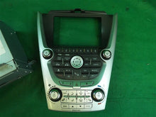 Load image into Gallery viewer, RADIO Lacrosse SRX Equinox Terrain Allure 2010 10 2011 11 - MM870652
