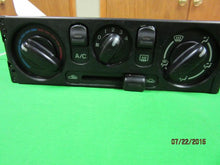 Load image into Gallery viewer, TEMPERATURE CONTROLS Mazda Miata MX-5 1999 99 2000 00 - MM871258

