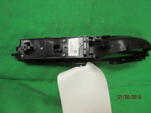 Load image into Gallery viewer, Window Switch Ford Focus 2013 - MM873296
