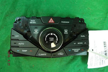 Load image into Gallery viewer, Temperature Controls Hyundai Azera 2013 - MM883847
