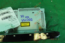 Load image into Gallery viewer, Radio Jaguar XJ8 2004 04 2005 05 2006 06 2007 07 AM FM CD - MM894801
