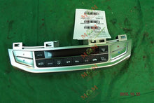Load image into Gallery viewer, TEMPERATURE CONTROLS Honda Accord 2013 13 2014 14 2015 15 - MM899889
