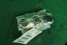 Load image into Gallery viewer, TEMPERATURE CONTROLS Nissan 350Z 2005 05 - MM905585

