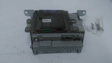 Load image into Gallery viewer, RADIO Jaguar XF XFR 2009 09 2010 10 2011 11  AM FM CD - MM906822
