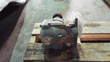 Load image into Gallery viewer, TRANSFER CASE Volvo V60 V70 2007 07 2008 08 2009 09 2010 10 2011 11 - MM915258
