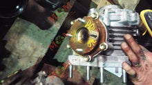 Load image into Gallery viewer, Transfer Case  RAV4 2015 - MM926664
