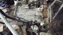 Load image into Gallery viewer, TRANSMISSION Chrysler PT Cruiser 2004 04 2005 05 TURBO - MM938762
