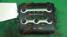 Load image into Gallery viewer, RADIO CONTROLS Nissan Murano 2010 10 - MM948082
