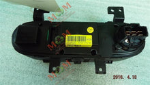 Load image into Gallery viewer, TEMPERATURE CONTROLS Kia Forte 2014 14 2015 15 2016 16 - MM955494
